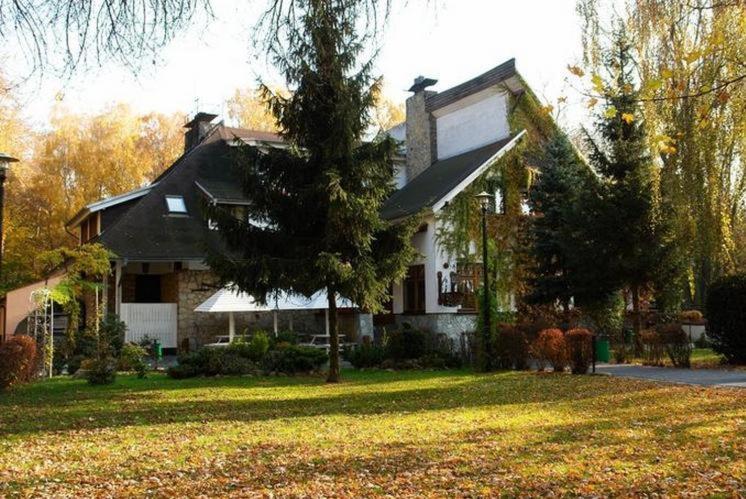 Zajazd U Dudziarza Kościan エクステリア 写真